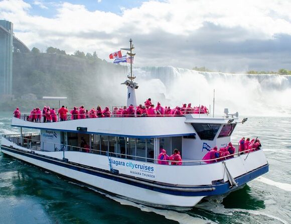 Niagara Falls Hornblower Cruise